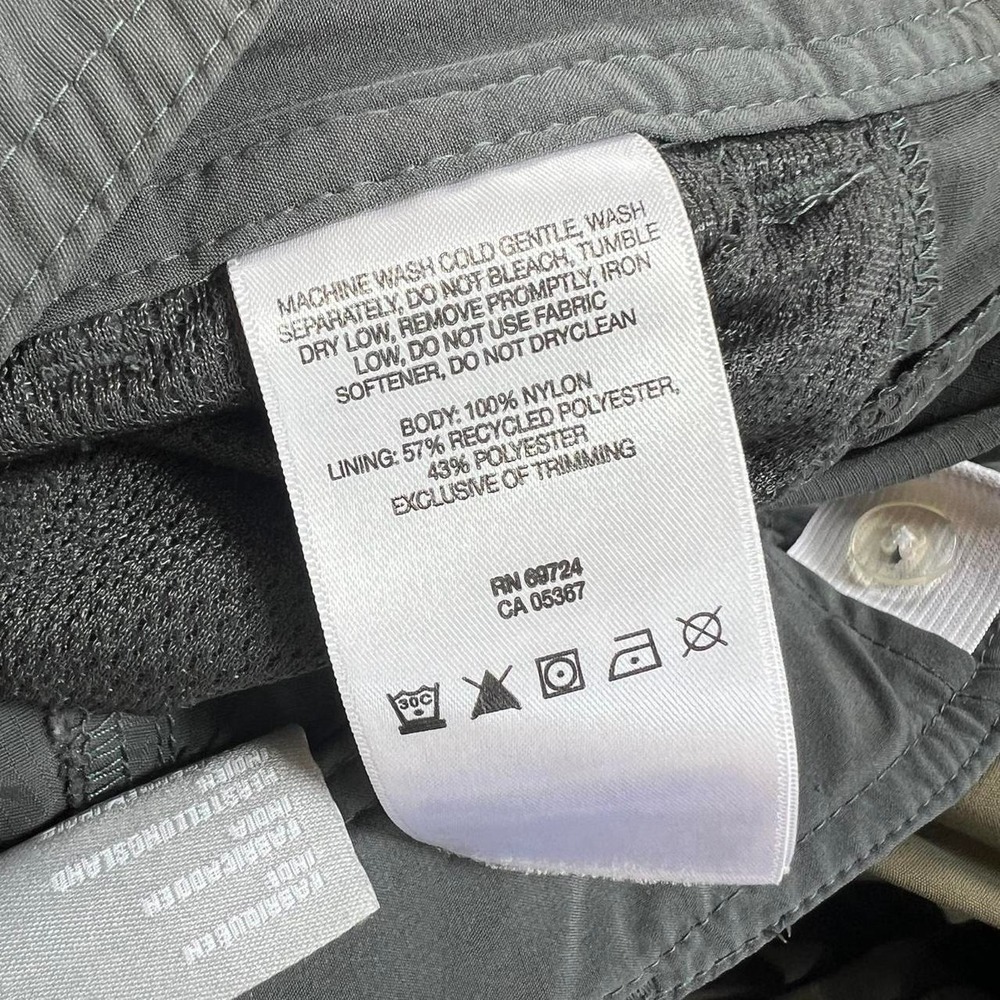 Columbia Grey Sun Protection Outdoors Hiking Cropped Cargo Pants Size 4 - Picture 5 of 5